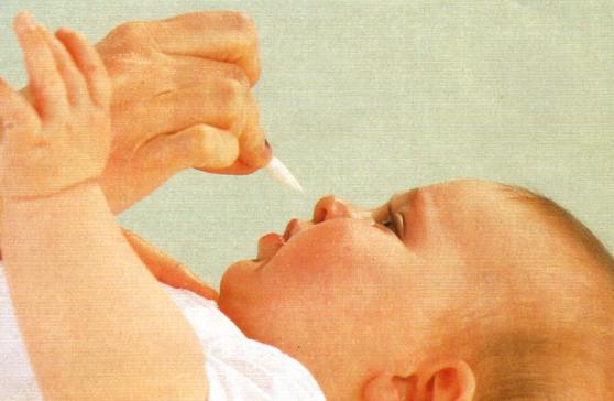 Tuto : comment bien nettoyer le nez de son bébé ? - JOORNAL - JOONE